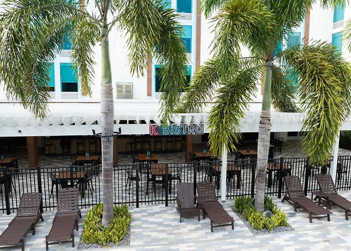 Kompose Boutique Resort @ Theme Parks